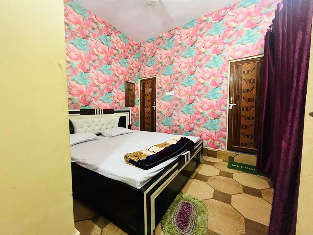 Maa Gauri Paying Guest House Varanasi Exterior photo